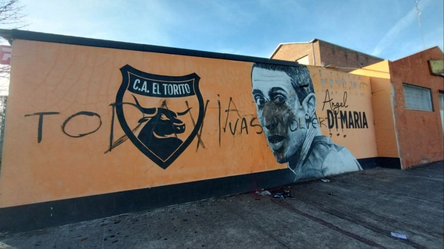 Mural Amenaza Di María El Torito
