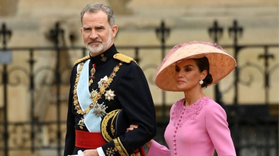 La prensa de Francia dio a conocer la decisión que marcará de aquí en adelante el reinado de Felipe VI y Letizia Ortiz