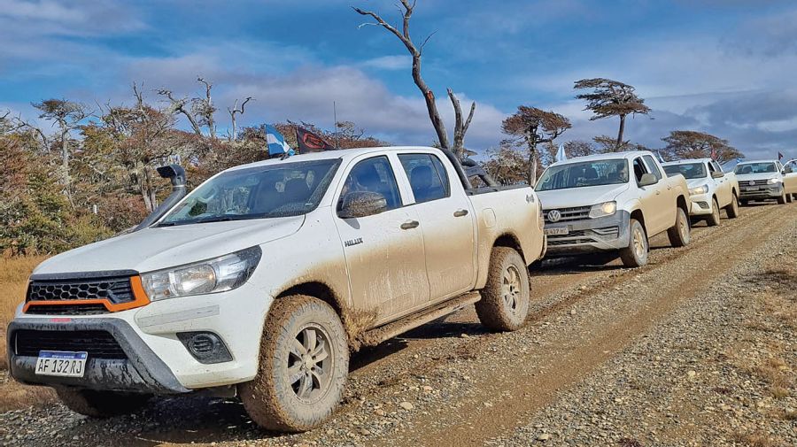 TRAVESIA_OFF_ROAD_MAINUMBY_4X4_TIERRA_DEL_FUEGO_HITOS_I_Y_XXIV