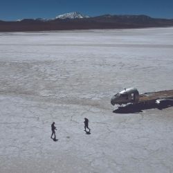 En 4x4 llegamos al avión de laguna Brava, que en 1964 tuvo un aterrizó forzoso. Llevaba varios caballos a bordo.