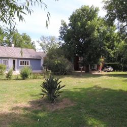 Una alternativa de descanso en Villa Paranacito , Entre Ríos, está en el camping Top Maló.