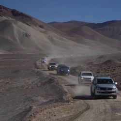 Cruce de la cordillera de Los Andes en 4x4 por el paso riojano Come Caballos.