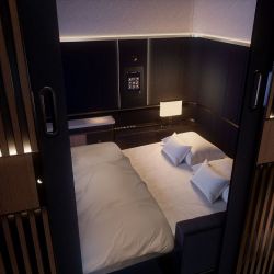 Así es la nueva First Class de Lufhtansa. Podés dormir en una cama!
