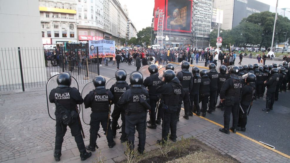 Represión en el Obelisco