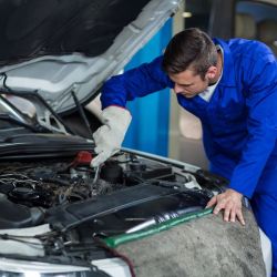 Hay señales de la vida que no podemos ignorar, mucho menos cuando se trata del auto. Si se trata de lubricantes, las pistas son claras.