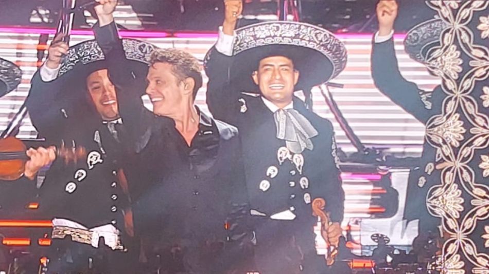  Luis Miguel 
