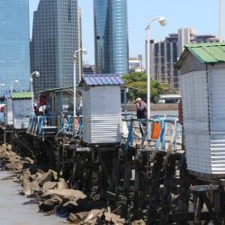 La cancha fue el extenso muelle de 800 metros de largo de la calle Viamonte que corre paralelo a la reserva ecológica, aunque solo su parte central fue utilizada por las 46 parejas.