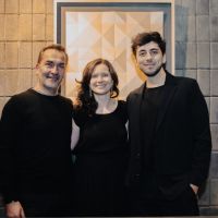 Arte y cultura en cada sorbo: la inauguración de la exposición de Gustavo Escalante en Nero Café Urbano