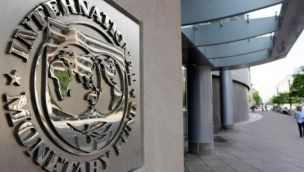 Impuestos en Argentina: el dilema entre superávit y baja de tributos que plantea el FMI
