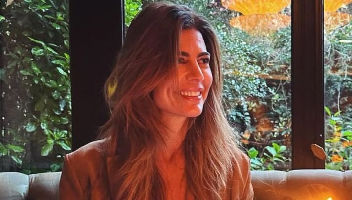 Así es el espectacular y acogedor jardín de invierno de Juliana Awada